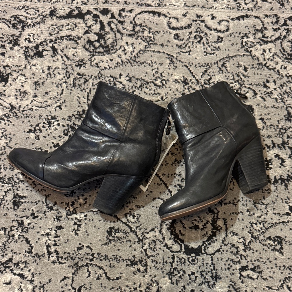 rag & bone Black Leather Ankle Booties